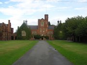 Loughborough Grammar School's quad: only teachers and members of the sixth form can walk on the grass